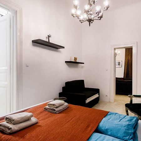 בודפשט Kz5 Apartment In Kazinczy Street מראה חיצוני תמונה